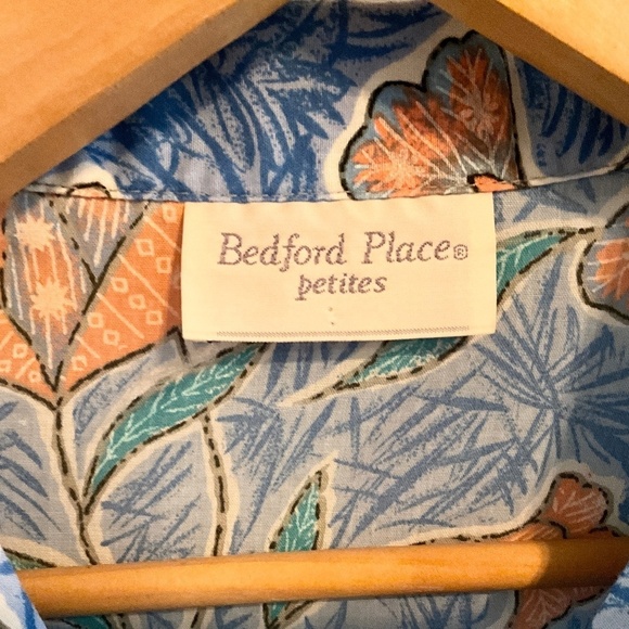 Vintage Button down shirt Floral print Aloha Blue Peach Aqua Sz 12 Petite - Picture 2 of 9